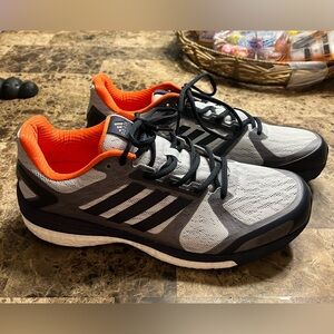Adidas Supernova Sequence 9